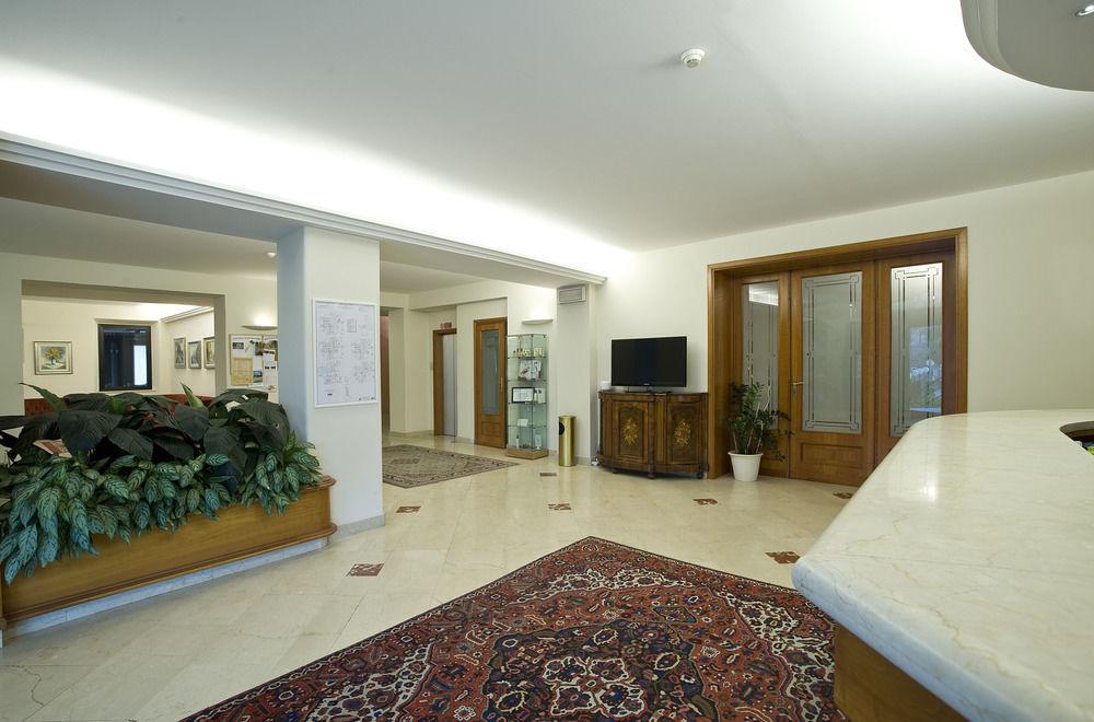 Hotel Villa Ricci & Benessere Chianciano Terme Exterior photo