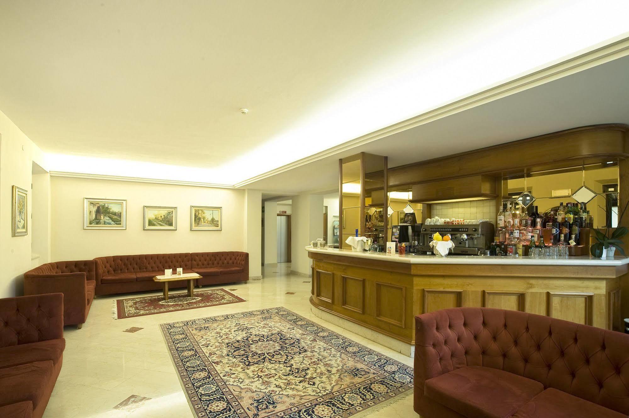 Hotel Villa Ricci & Benessere Chianciano Terme Exterior photo